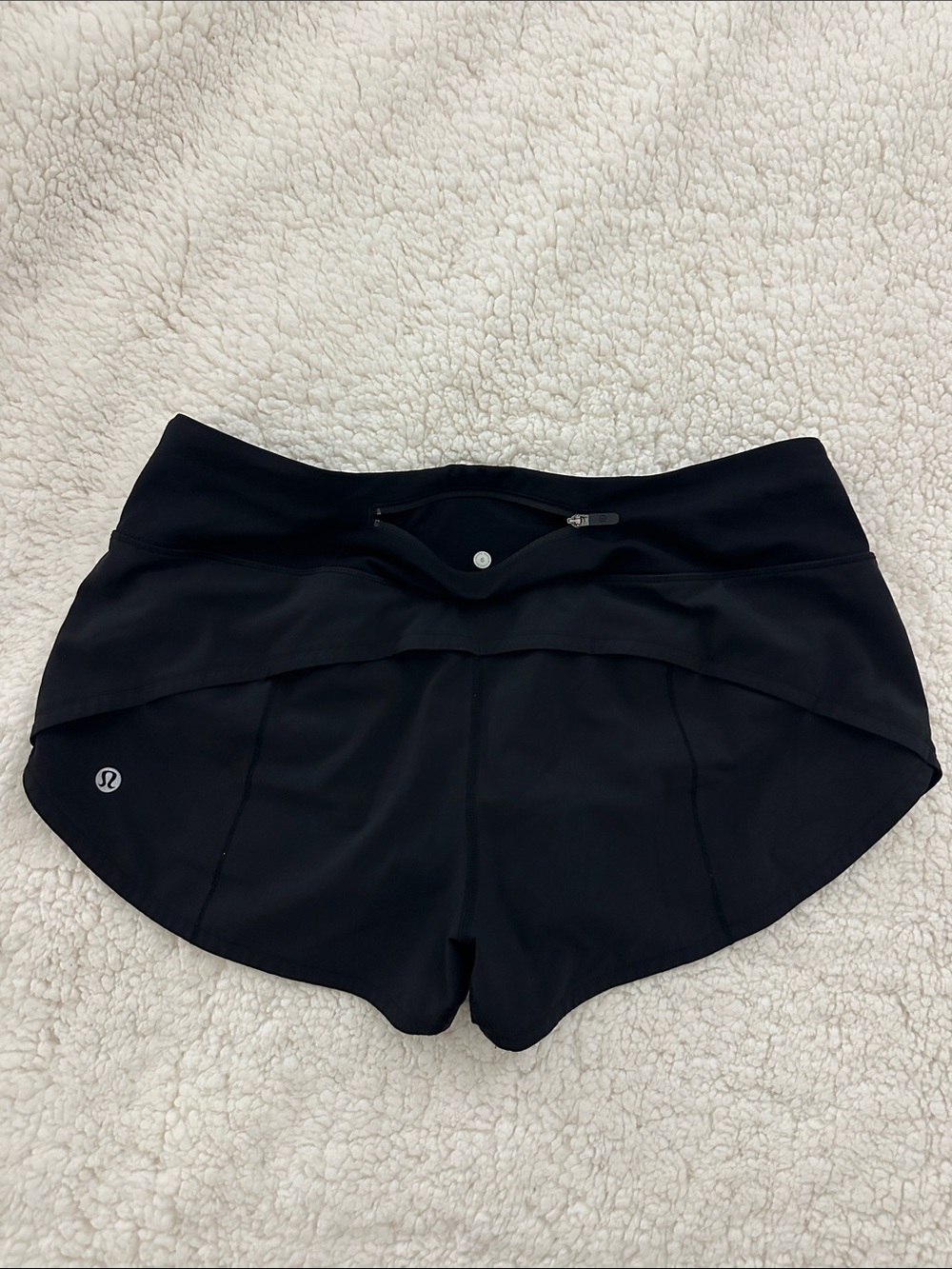 lululemon athletica Speed-Up 2.5” inseam 6